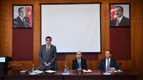 Nazir&nbsp;yeni rektoru kollektivə təqdim etdi - FOTO