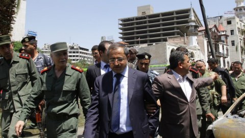 Əsədin naziri yeni hökumətə təslim oldu