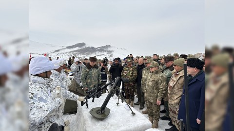 Hərbçilərimiz Qarsda döyüş tapşırıqlarını icra ediblər - FOTO