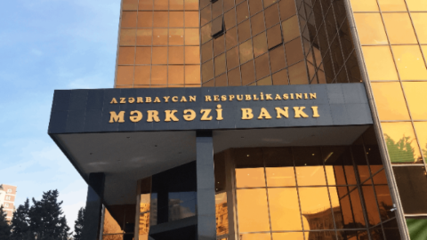 Azərbaycanda 2 bankın vəzifəli şəxsləri cəzalandırıldı