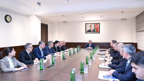 Samir Nuriyev iclas KEÇİRDİ