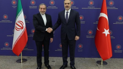 Hakan Fidan iranlı həmkarı ilə danışıqlar apardı 