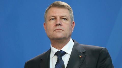 Rumıniya Prezidenti istefa verəcək