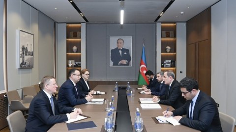 Yeni səfir Bakıya gəldi
