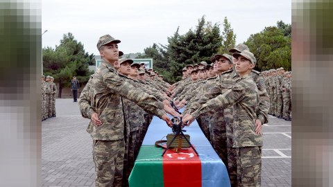 Andiçməyə valideynlər buraxılmayacaq - RƏSMİ