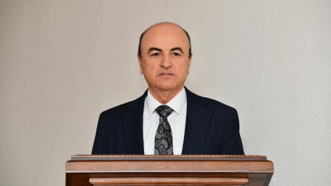 Əminağa Sadıqov kollektivə təqdim olundu - FOTO