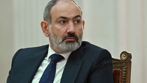 Paşinyan Münhenə getdi