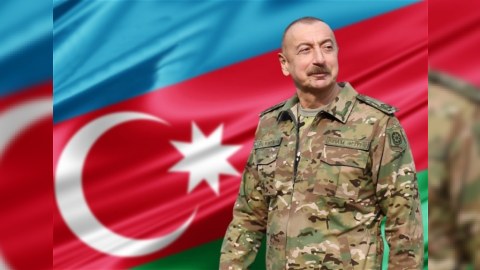 “Konstitusion, suveren dövlətin müdrik Lideri” - Deputat yazır