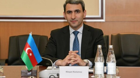 Rövşən Rüstəmova yeni müşavir təyin olundu - FOTO