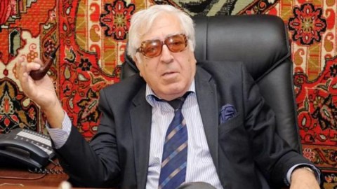 Nazirlikdən yazıçı Anarın şikayətinə CAVAB