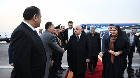 Əli Əsədov İrana getdi