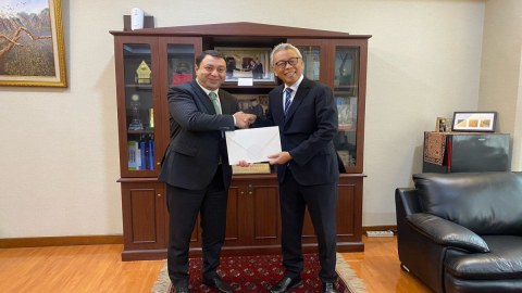 İndoneziyadakı səfirimiz etimadnaməsini təqdim etdi