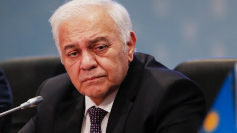 Oqtay Əsədov ortaya çıxdı - FOTO