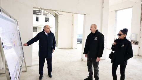 İlham Əliyev 2-ci yaşayış kompleksindəki tikinti işləri ilə tanış oldu