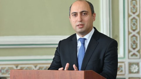 30 yaşında elmi ad alan alim ömrü boyu bu addan istifadə etməməlidir - Nazir