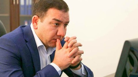 Tanınmış jurnalistə ağır itki üz verib