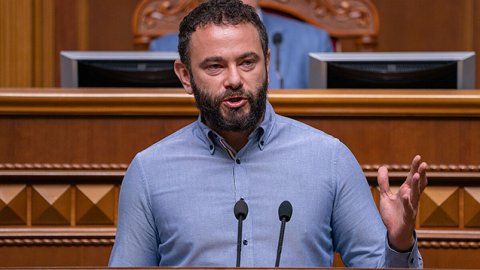 Ukrayna prezidentliyinə namizədliyini irəli sürdü