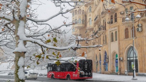Avtobuslara tətbiq edilən saat məhdudiyyəti aradan qaldırıldı