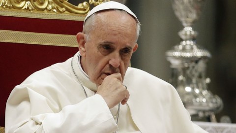 Roma papasının vəziyyəti yenidən PİSLƏŞDİ