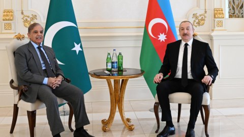 İlham Əliyev&nbsp;Şahbaz Şəriflə təkbətək görüşdü