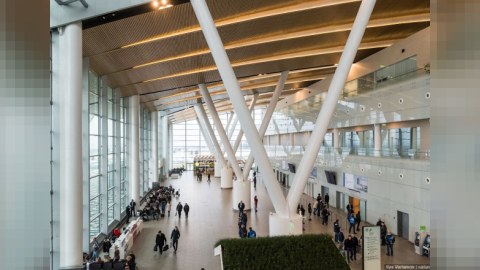 Aeroportlarda&nbsp;VİP-dən istifadə bu şəxslərə də şamil olundu - SİYAHI