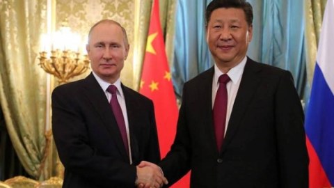 Putin Çin lideri ilə telefonla danışdı