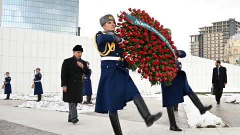 Şahbaz Şərif Zəfər parkını ziyarət etdi