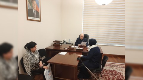 Əhliman Əmiraslanov parlamentdə vətəndaşları qəbul edib - FOTO