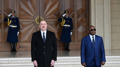 Qvineya Prezidentinin rəsmi qarşılanma mərasimi