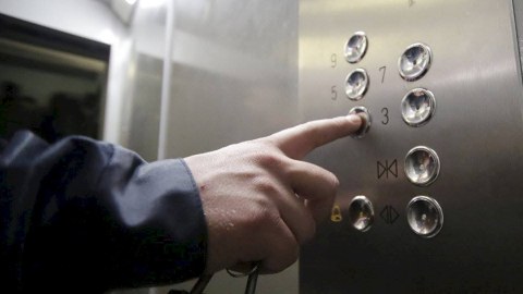 Bölgələrdə liftlər təmir ediləcək - 10 milyon AYRILDI