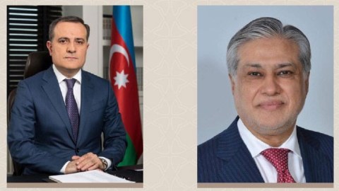 Ceyhun Bayramov Pakistanın XİN başçısı ilə müzakirə apardı