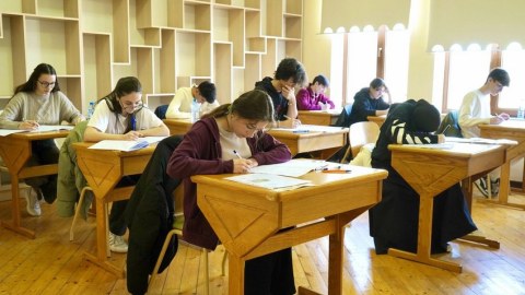 Yeddi şagird imtahandan XARİC EDİLDİ