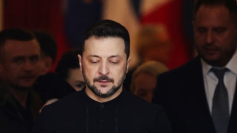 Zelenski kameralar önündə üzr istəməlidir - Vaşinqtondan tələb
