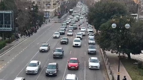 Hazırda tıxac olan yolların SİYAHISI