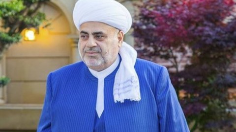 Allahşükür Paşazadə Belçikya gedir