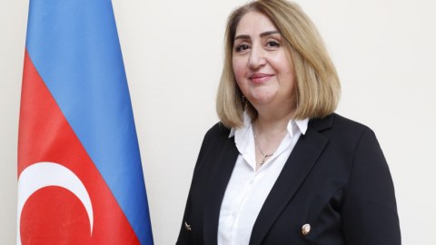 Nazirlik əməkdaşları qalmaqallı məktəbə GETDİLƏR