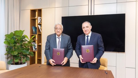 Baş prokuror Arif Paşayevlə memorandum imzaladı