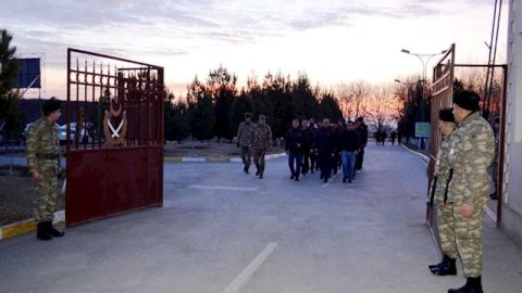 Azərbaycanda ehtiyatda olan hərbçilər orduya çağırıldı