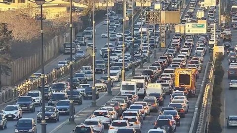 Bakı yollarında yenə tıxac var