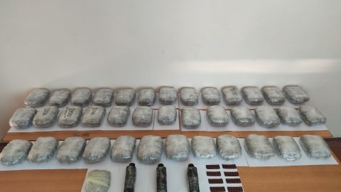 İrandan Azərbaycana 42 kq narkotik keçirilməsinin qarşısı alındı