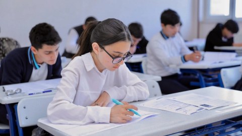 59 minə yaxın şagird imtahan verdi - YENİLƏNİB