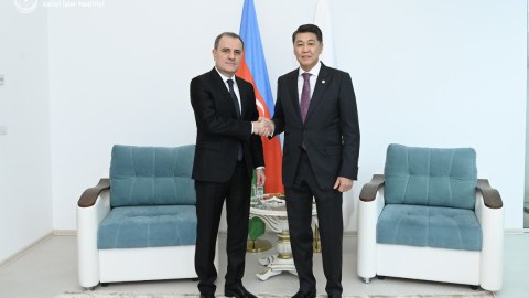 Ceyhun Bayramov İslam Təşkilatının baş direktoru ilə bir arada