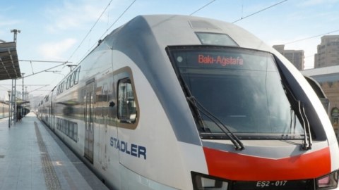 Dəmir yolları bayram günlərində gücləndirilmiş rejimdə işləyəcək