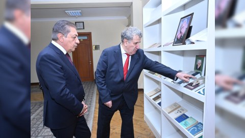 Ədəbiyyatımızın Bəxtiyarı