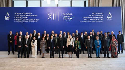 Bakıda Qlobal Forum - İlham Əliyev də İŞTİRAK EDİR