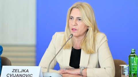 Forumundakı çağırışlar fürsətə çevrilə bilər