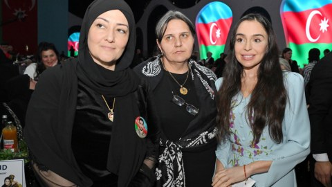 Leyla və Arzu Əliyevalar şəhid anaları ilə iftar məclisində - FOTO