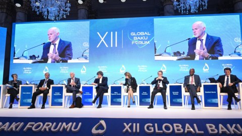 Bakı Forumunun üçüncü günü başladı