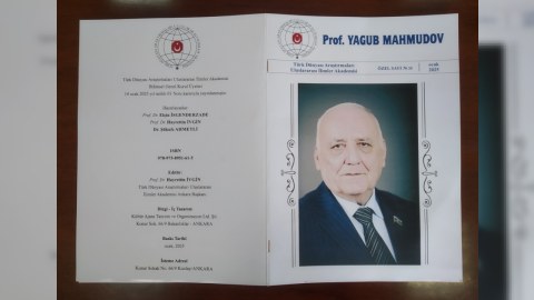 Beynəlxalq Akademiya Yaqub Mahmudovla bağlı kitab buraxıb