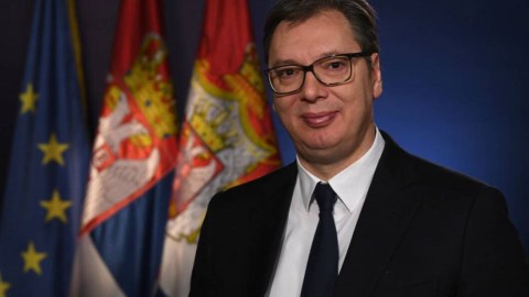 Serbiya prezidenti istefa verəcəkmi? - AÇIQLAMA
